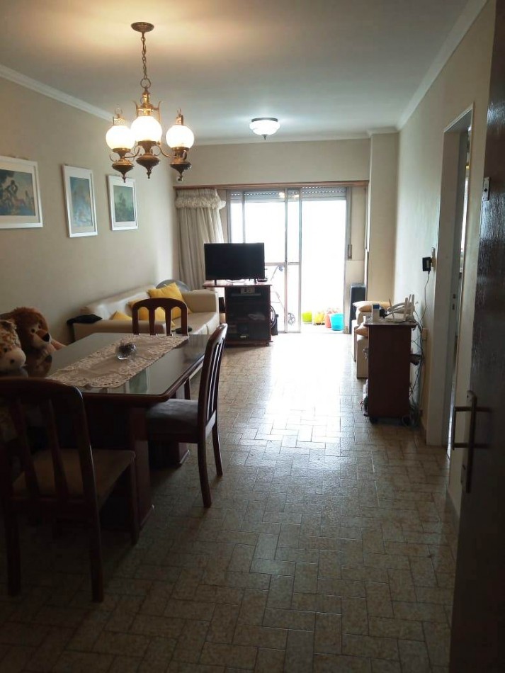 ¡BAJO VALOR! **DEPARTAMENTO 3 AMBIENTES EN ZONA PUERTO** 