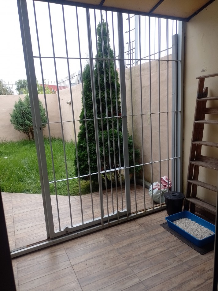 **DUPLEX SEMINUEVO EN COLINAS DE PERALTA RAMOS**