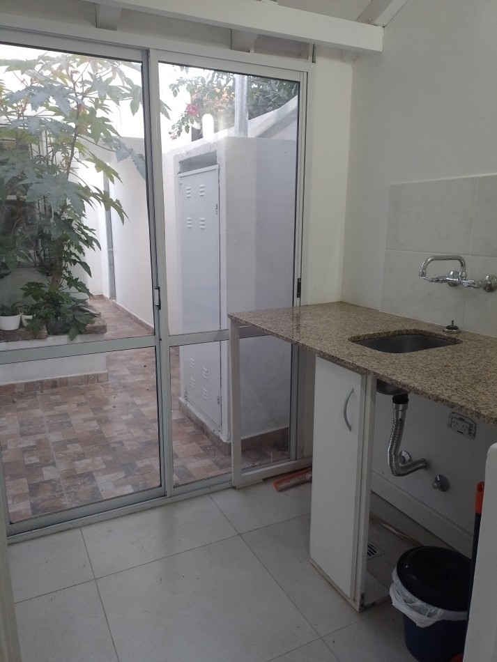 **CHALET EN VENTA EN PRIMERA JUNTA -A DOS CUADRAS DEL HOSPITAL PRIVADO DE COMUNIDAD (HPC)-**