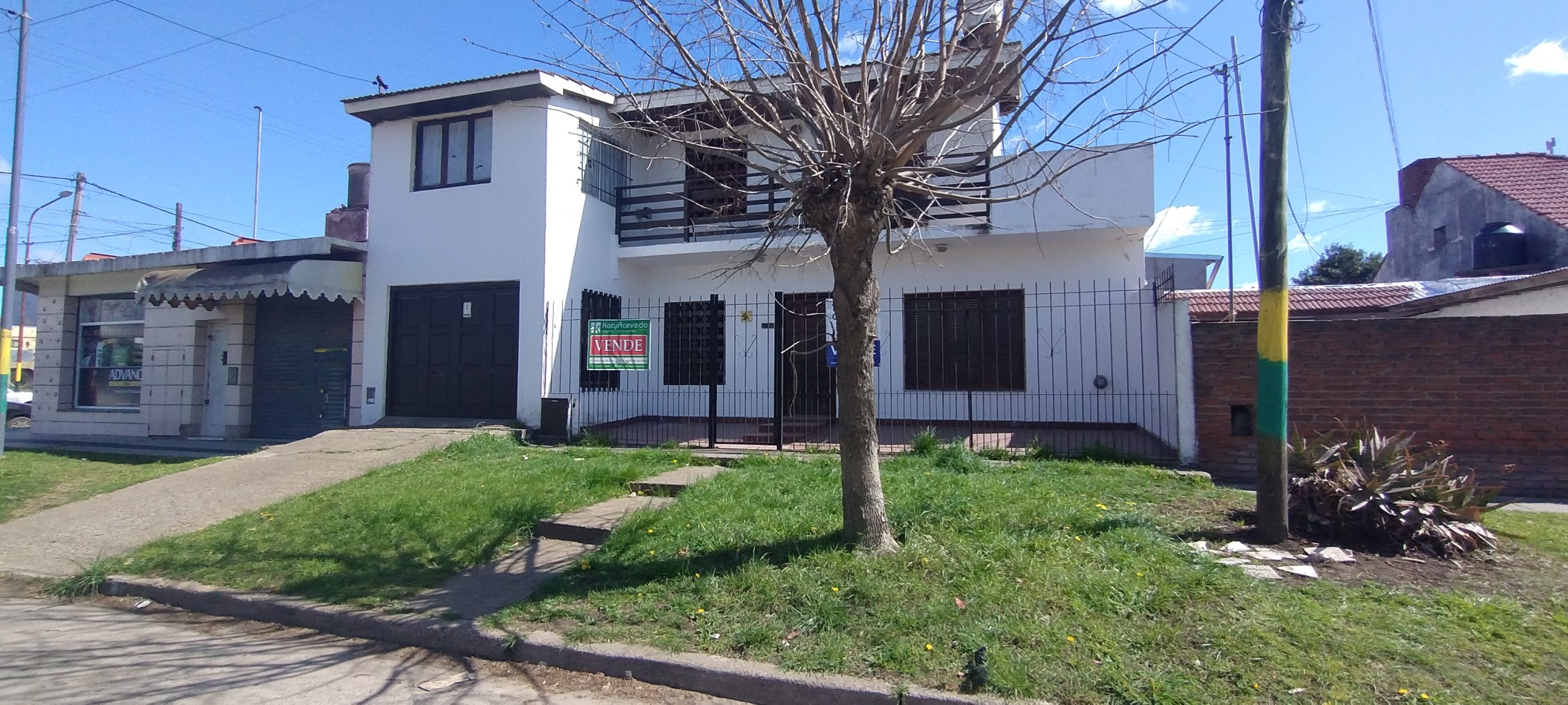 ¡ESCUCHA OFERTAS! **CHALET EN BARRIO EL MARTILLO**