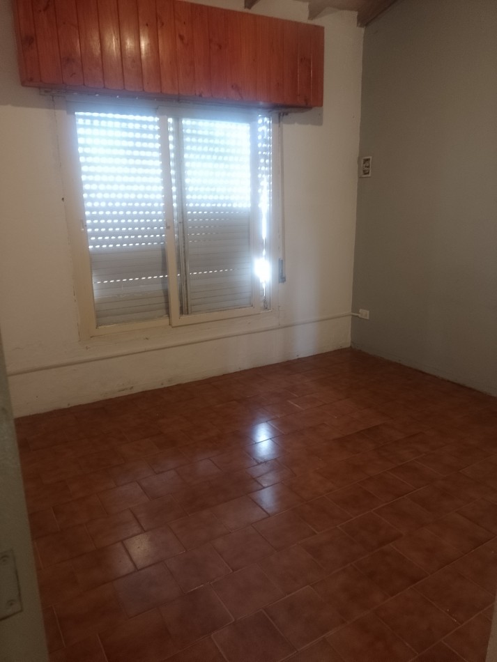 **CASA 3 AMBIENTES EN SAN JACINTO** 