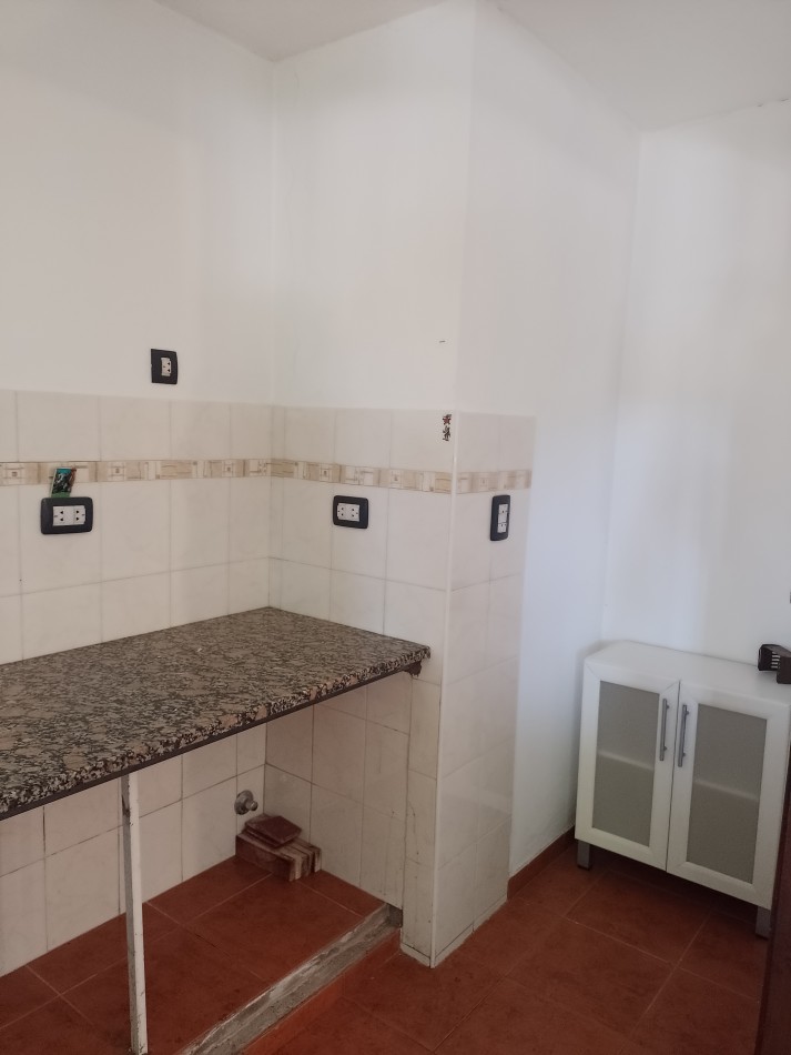 **DEPARTAMENTO 4 AMBIENTES ¡APTO CREDITO! EN BARRIO SANTA RITA**