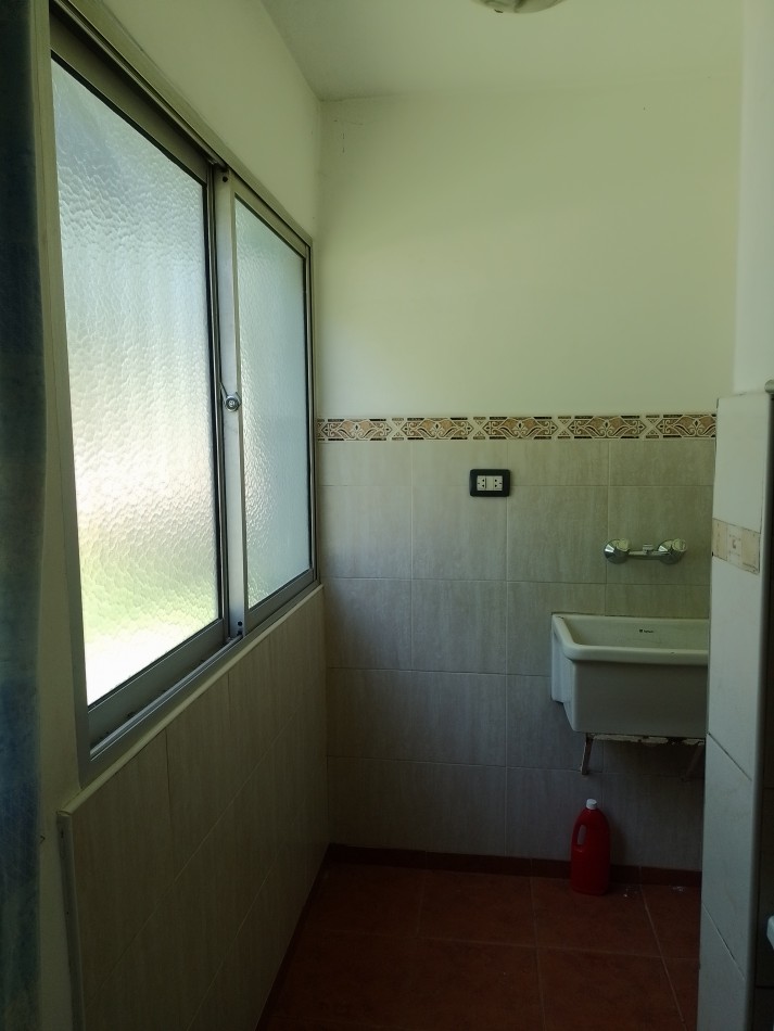 **DEPARTAMENTO 4 AMBIENTES ¡APTO CREDITO! EN BARRIO SANTA RITA**