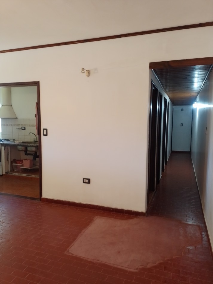 **DEPARTAMENTO 4 AMBIENTES ¡APTO CREDITO! EN BARRIO SANTA RITA**