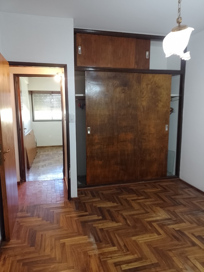 **DEPARTAMENTO 4 AMBIENTES ¡APTO CREDITO! EN BARRIO SANTA RITA**