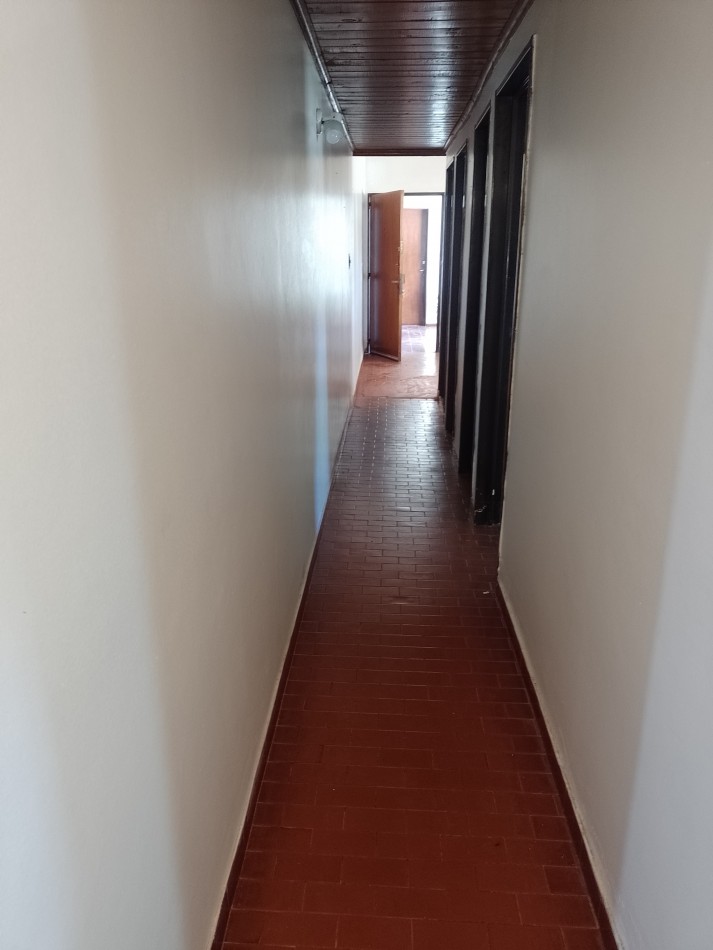 **DEPARTAMENTO 4 AMBIENTES ¡APTO CREDITO! EN BARRIO SANTA RITA**