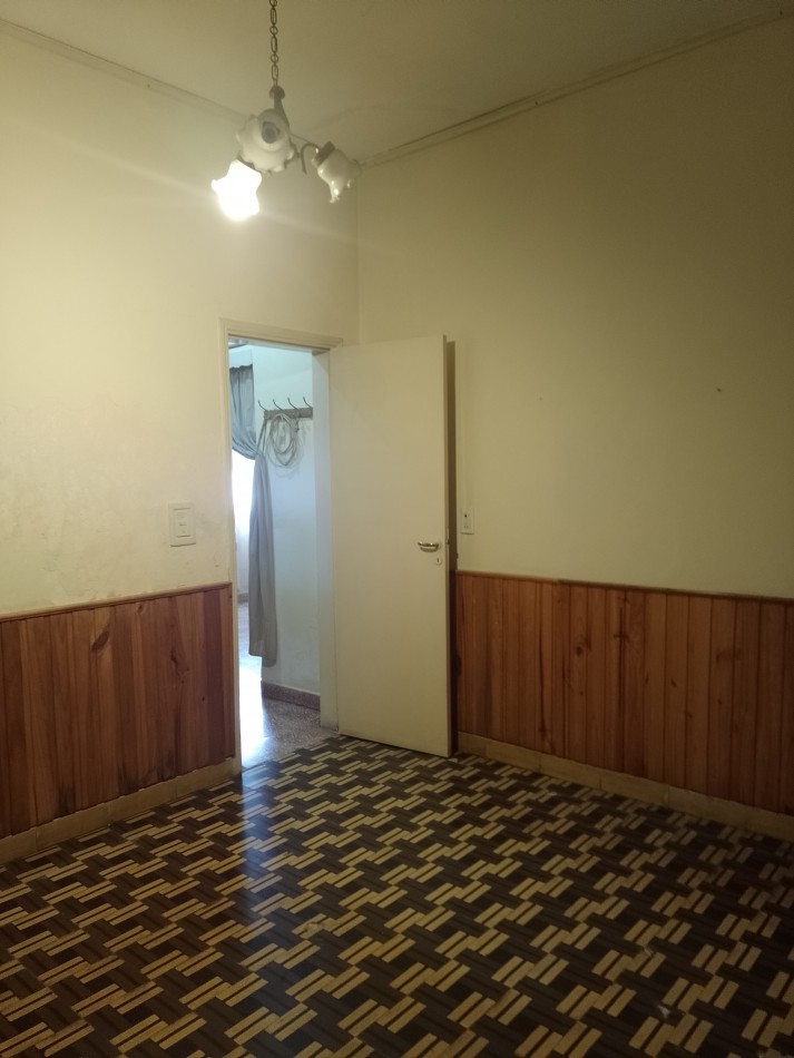 **CASA + DEPARTAMENTO ¡APTO CREDITO! EN BARRIO CORORONEL DORREDO**