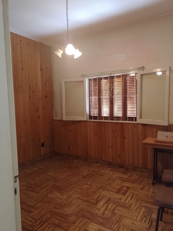 **CASA + DEPARTAMENTO ¡APTO CREDITO! EN BARRIO CORORONEL DORREDO**