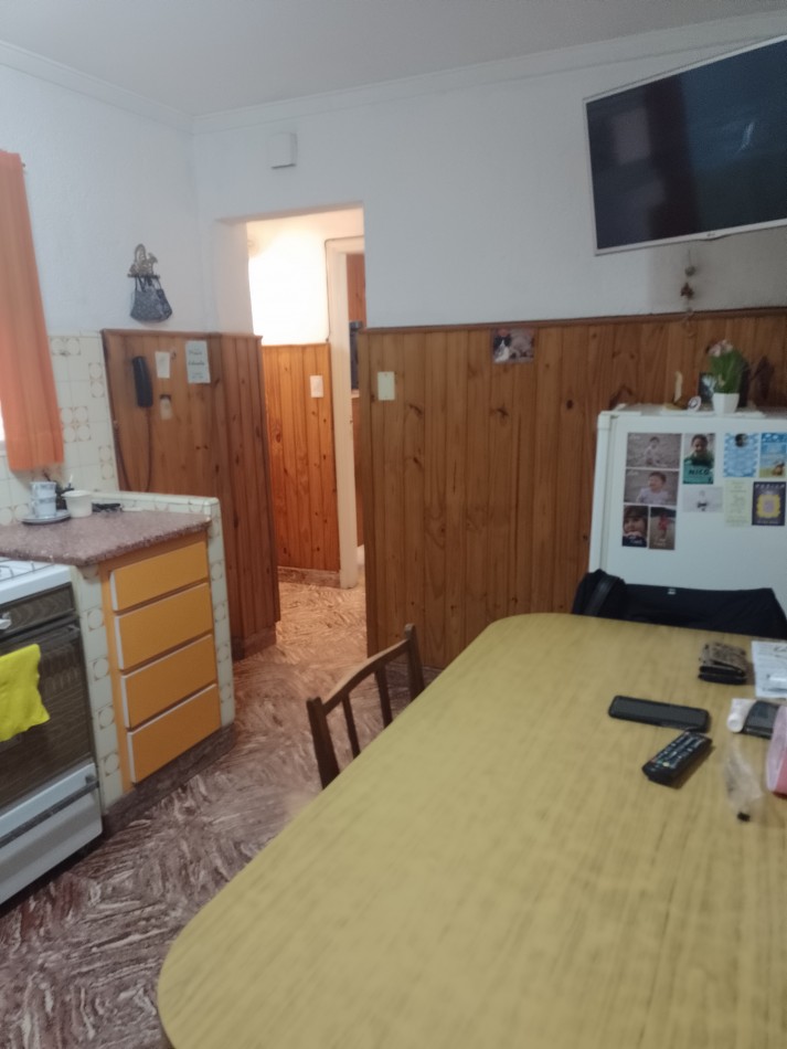 **CASA + DEPARTAMENTO ¡APTO CREDITO! EN BARRIO CORORONEL DORREDO**