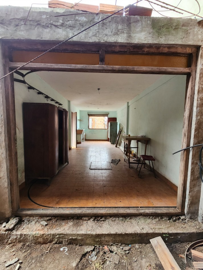 **TERRENO EN VENTA CON CONSTRUCCION ADHERIDA EN BARRIO TERMAS HUINCO**