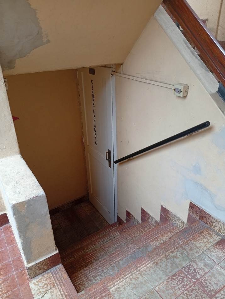 **DEPARTAMENTO 3 AMBIENTES CON COCHERA EN PUNTA MOGOTES, A METROS DE LA COSTA**