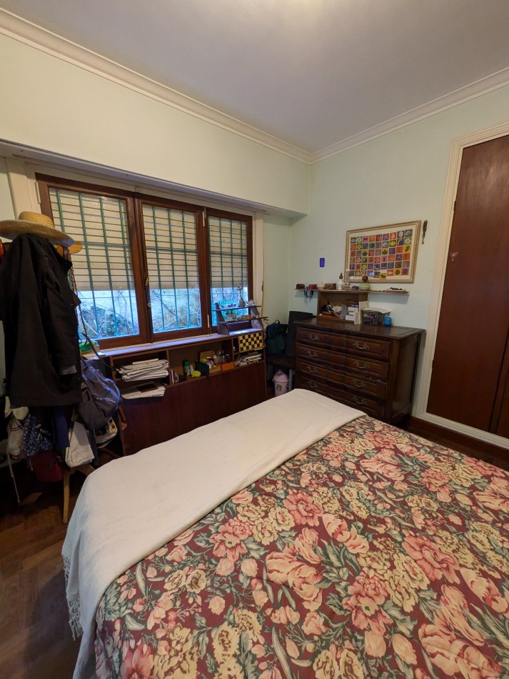 **CHALET EN COLINAS DE PERALTA RAMOS, EXCELENTE UBICACION**