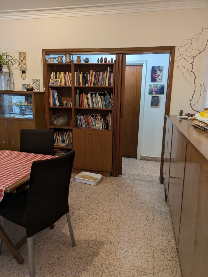 **CHALET EN COLINAS DE PERALTA RAMOS, EXCELENTE UBICACION**