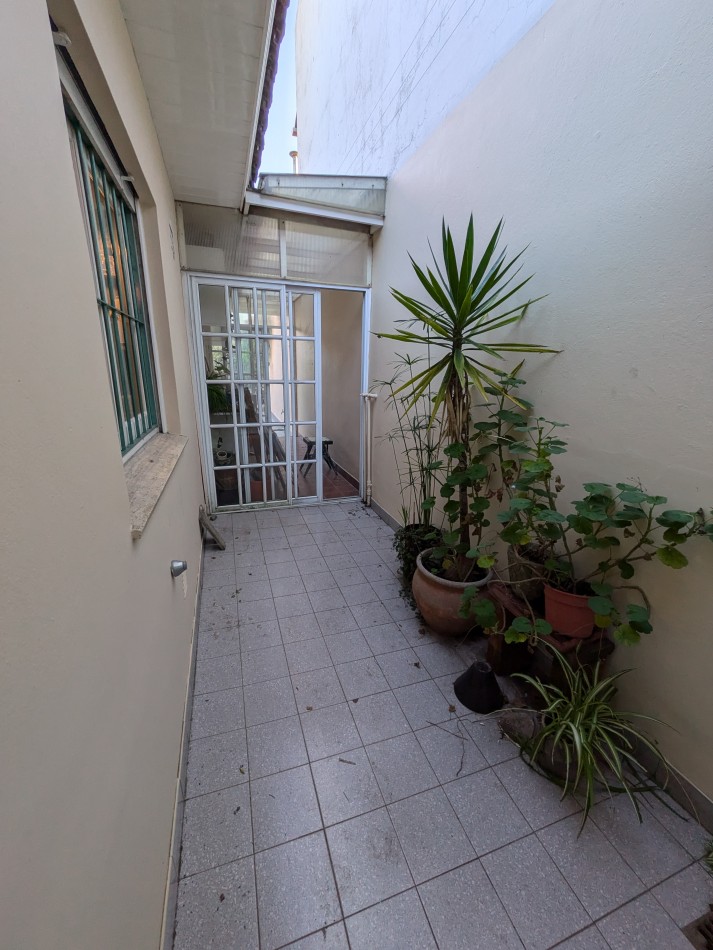 **CHALET EN COLINAS DE PERALTA RAMOS, EXCELENTE UBICACION**