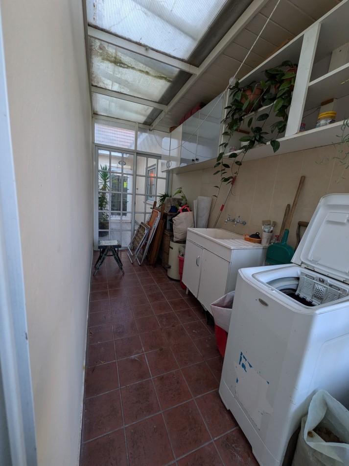 **CHALET EN COLINAS DE PERALTA RAMOS, EXCELENTE UBICACION**