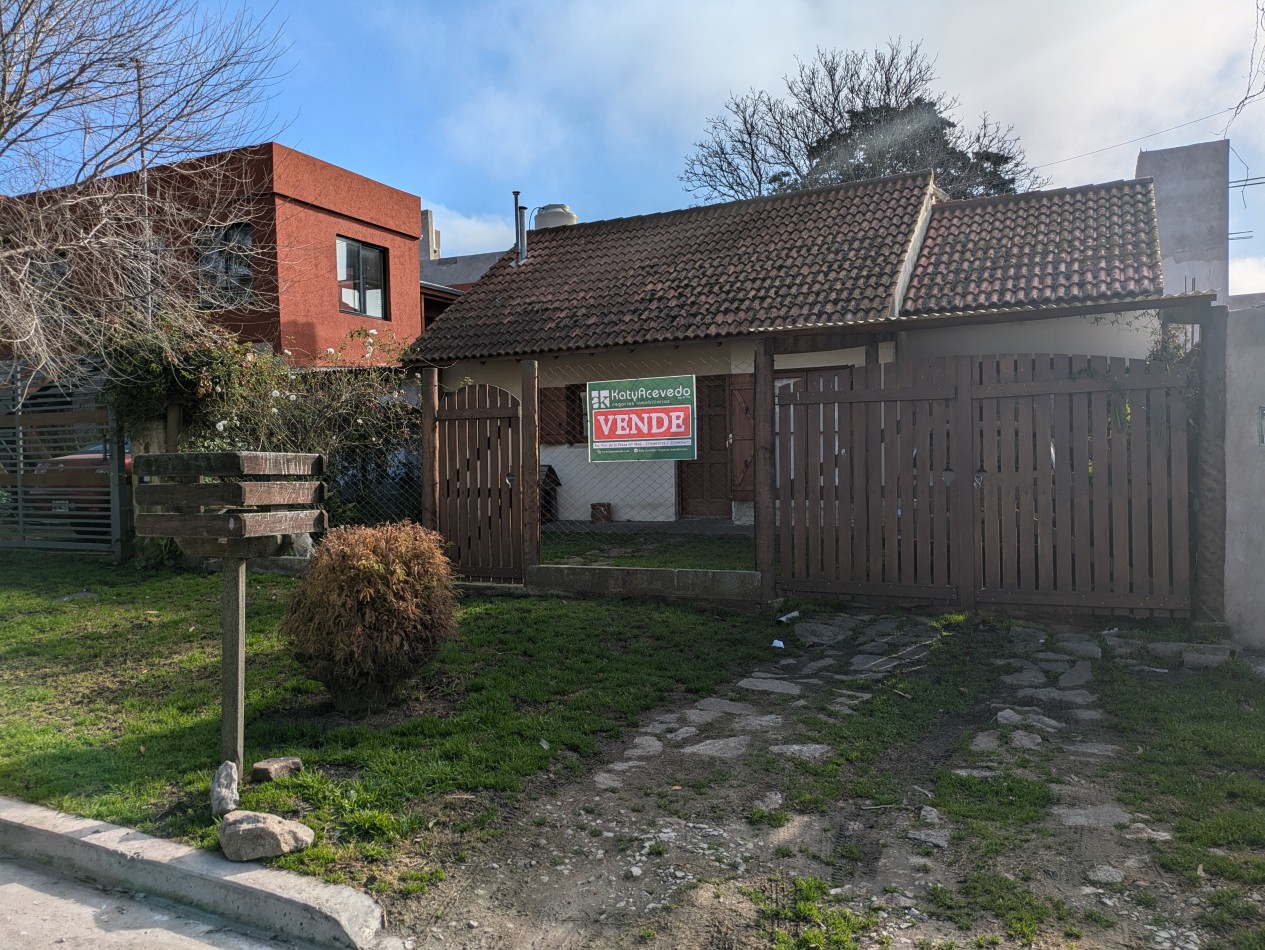 **CHALET ¡APTO CREDITO! EN COLINAS DE PERALTA RAMOS**