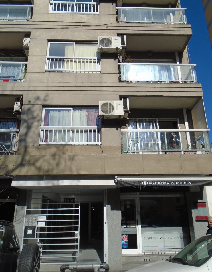 **DEPARTAMENTO 2 AMBIENTES EN ALQUILER 24 MESES, A METROS DEL SHOPPING ALDREY** 