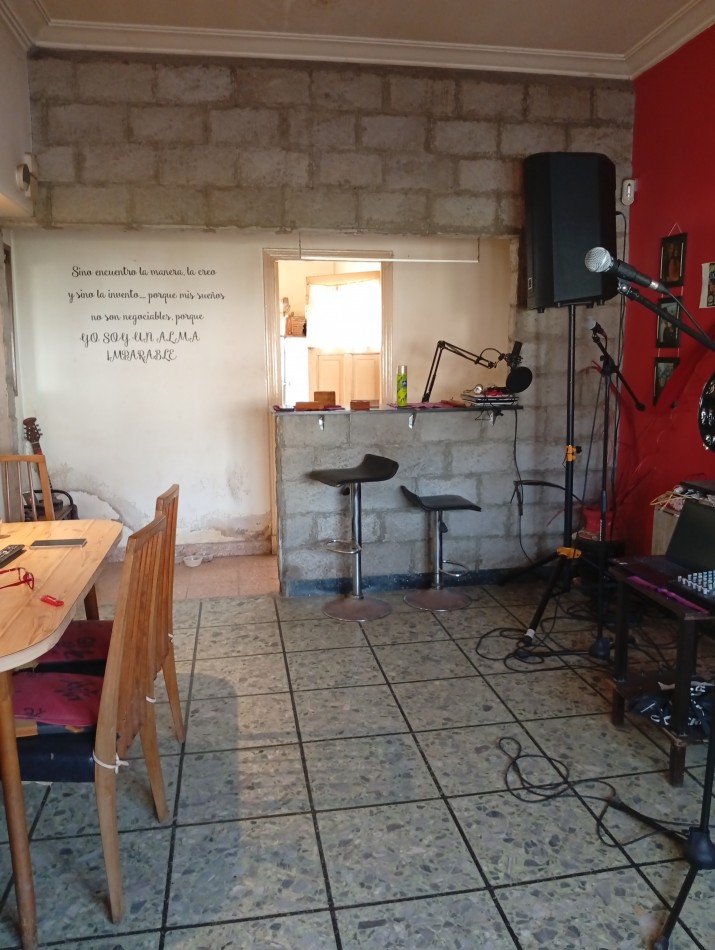 **CHALET ¡APTO CREDITO! EN BARRIO MUNDIALISTA**