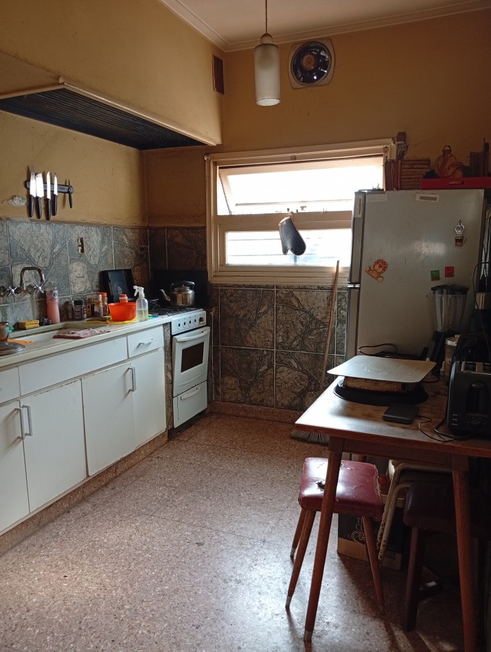 **CHALET ¡APTO CREDITO! EN BARRIO MUNDIALISTA**