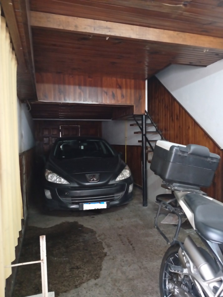 **CHALET ¡APTO CREDITO! EN BARRIO MUNDIALISTA**