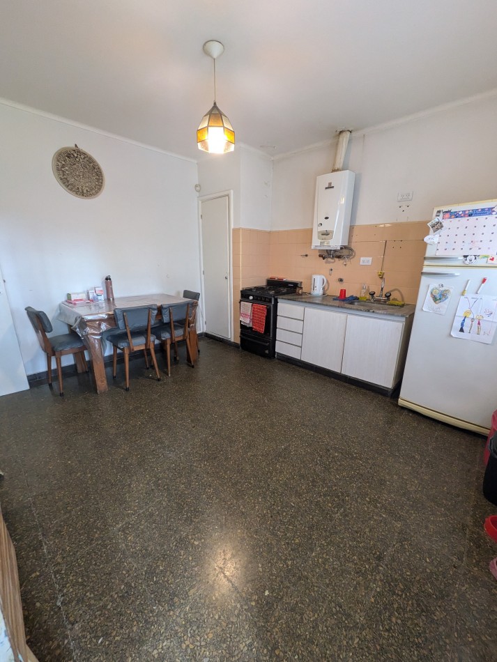 **CHALET CON GRAN PARQUE EN PUNTA MOGOTES**