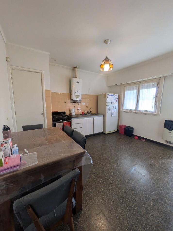 **CHALET CON GRAN PARQUE EN PUNTA MOGOTES**
