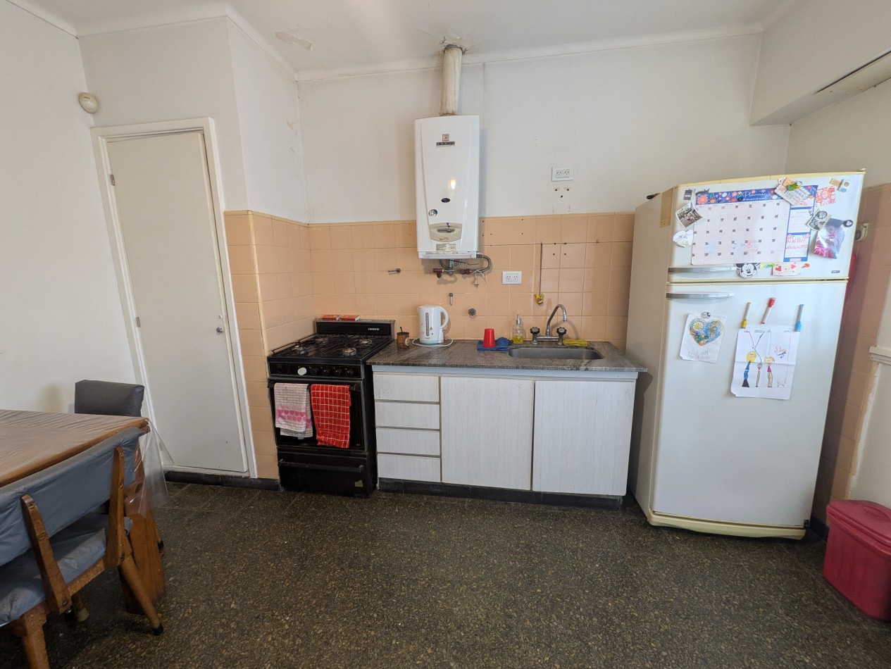 **CHALET CON GRAN PARQUE EN PUNTA MOGOTES**