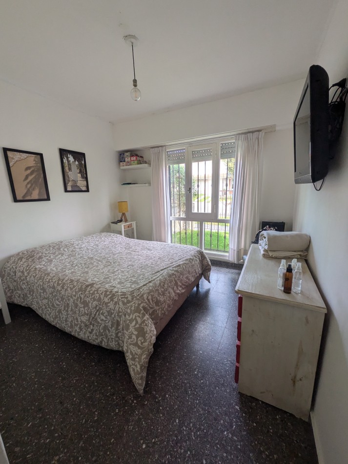 **CHALET CON GRAN PARQUE EN PUNTA MOGOTES**