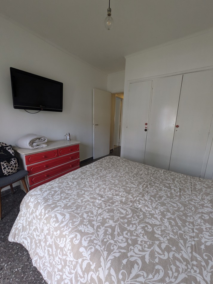 **CHALET CON GRAN PARQUE EN PUNTA MOGOTES**