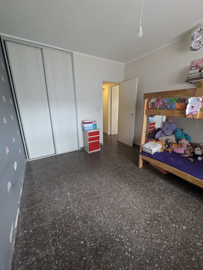 **CHALET CON GRAN PARQUE EN PUNTA MOGOTES**