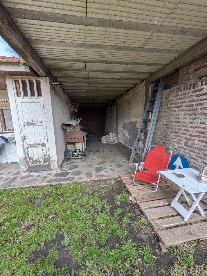 **CHALET CON GRAN PARQUE EN PUNTA MOGOTES**