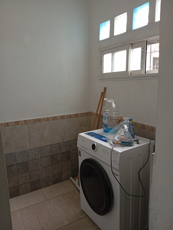 **CASA EN BARRIO TERMAS HUINCO**