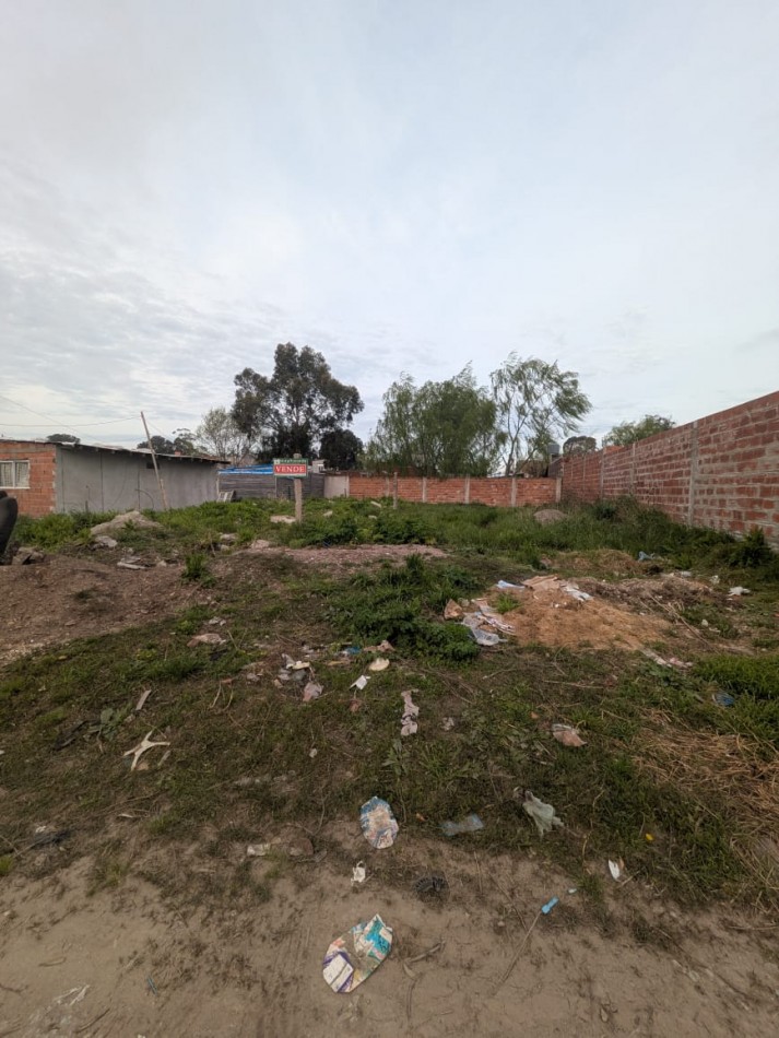 **TERRENO EN VENTA EN BARRIO PARQUE INDEPENDENCIA, A 100 METROS DE AV. JORGE NEWBERY**