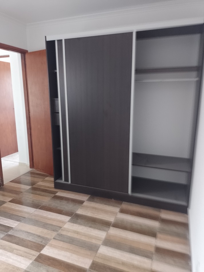 **ALQUILER 24 MESES / DEPARTAMENTO 3 AMBIENTES SEMINUEVO EN BARRIO LOURDES**