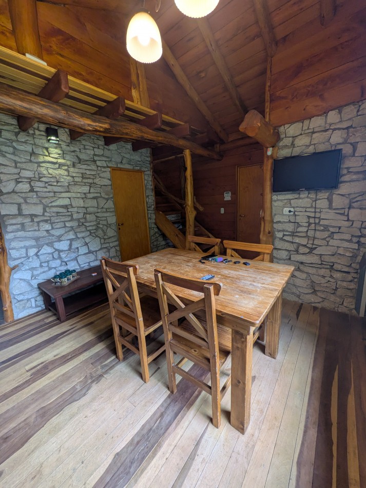 **HERMOSA CABAÑA EN ALQUILER EN BOSQUE PERALTA RAMOS**