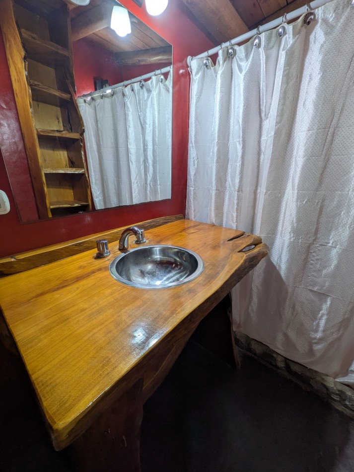 **HERMOSA CABAÑA EN ALQUILER EN BOSQUE PERALTA RAMOS**