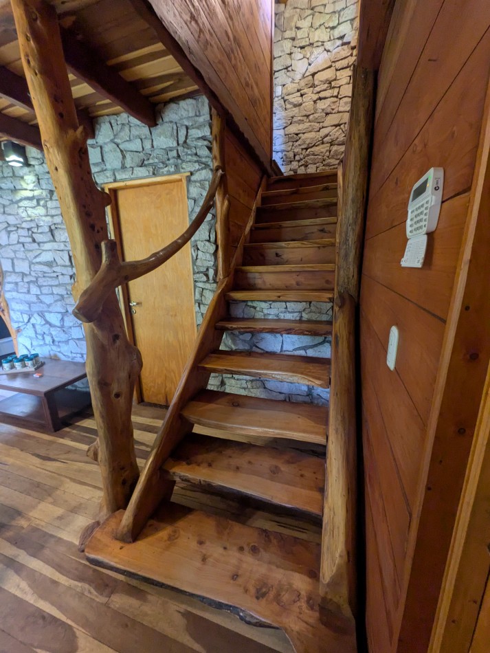 **HERMOSA CABAÑA EN ALQUILER EN BOSQUE PERALTA RAMOS**