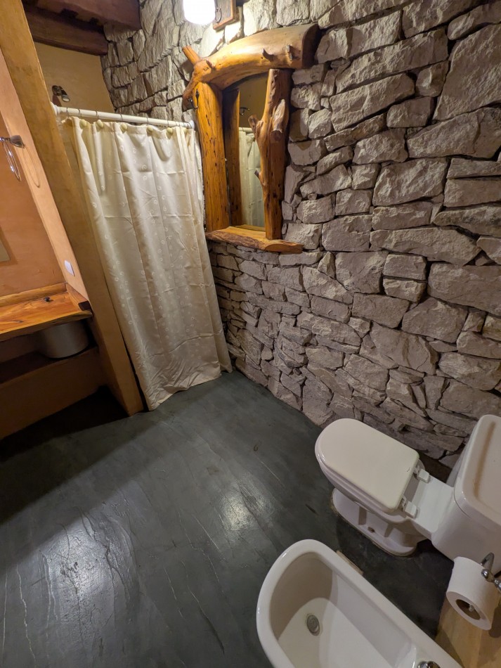 **HERMOSA CABAÑA 4 AMBIENTES EN VENTA EN BOSQUE PERALTA RAMOS**