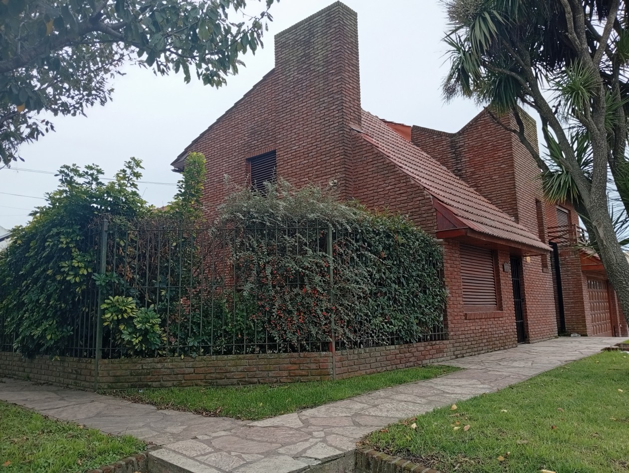 ¡RETASADO! **CHALET -APTO CREDITO- EN VENTA EN LO MEJOR DE COLINAS DE PERALTA RAMOS**