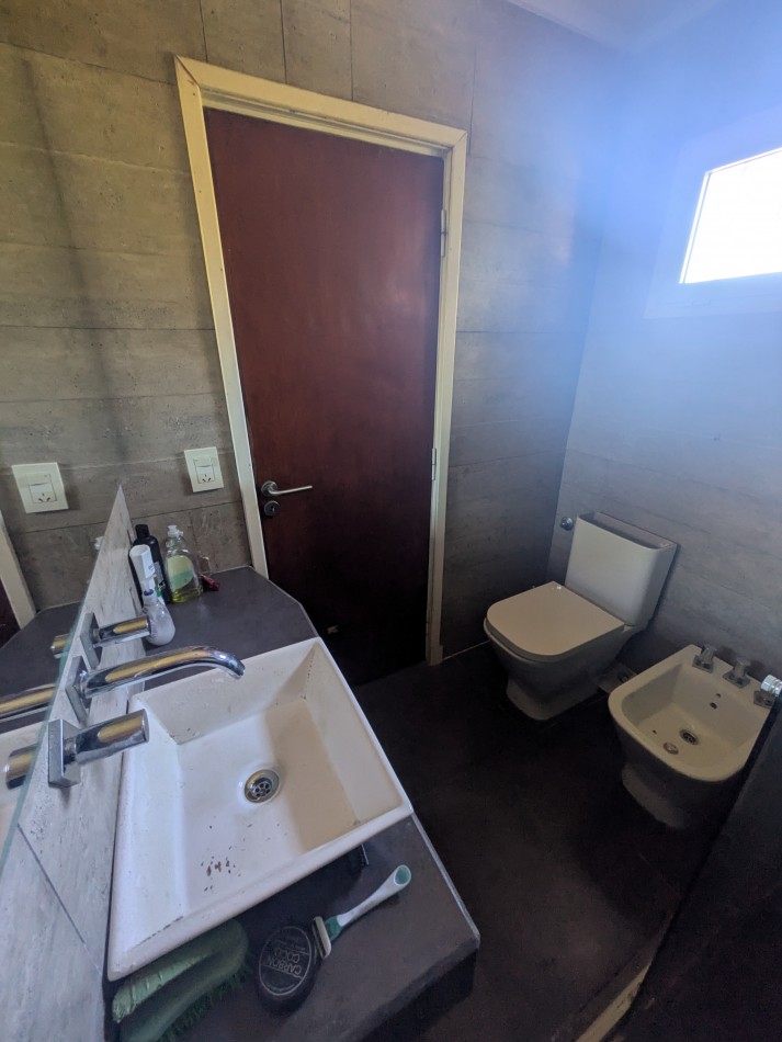 **HERMOSO CHALET EN COLINAS DE PERALTA RAMOS** 