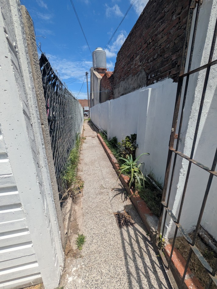 **PH AL FONDO EN BARRIO LOURDES**