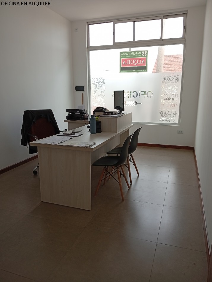 **OFICINA/CONSULTORIO/ESTUDIO EN ALQUILER EN BARRIO LOURDES**
