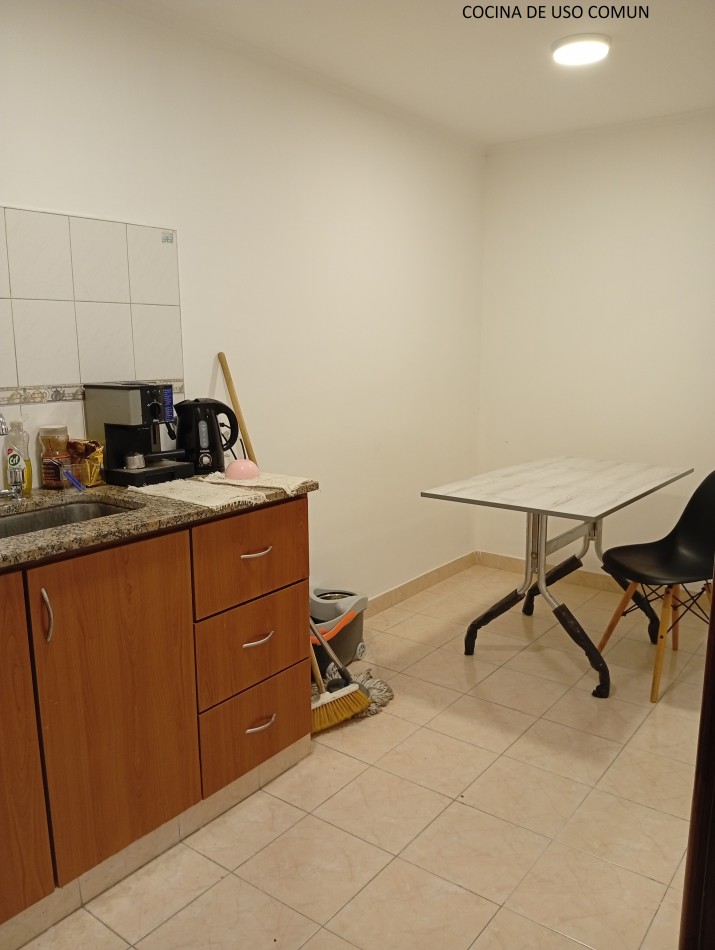 **OFICINA/CONSULTORIO/ESTUDIO EN ALQUILER EN BARRIO LOURDES**