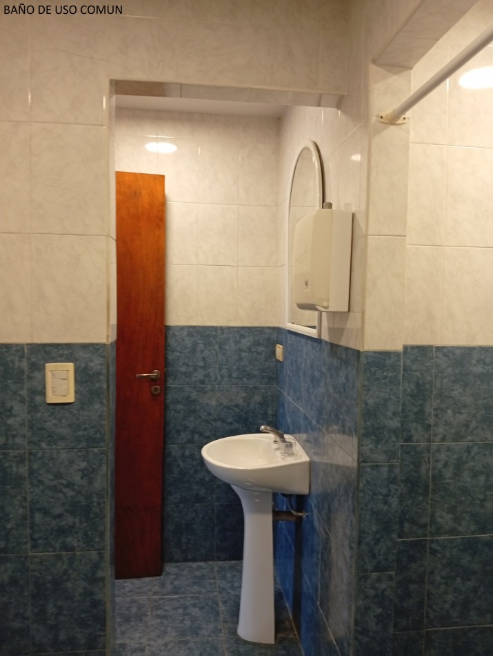 **OFICINA/CONSULTORIO/ESTUDIO EN ALQUILER EN BARRIO LOURDES**