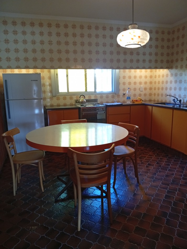 **CONFORTABLE CHALET ¡APTO CREDITO! EN PUNTA MOGOTES**