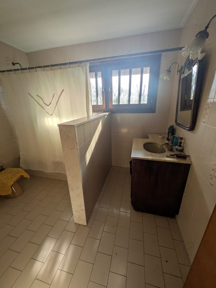 **GRAN CHALET EN VENTA EN SAN CARLOS**