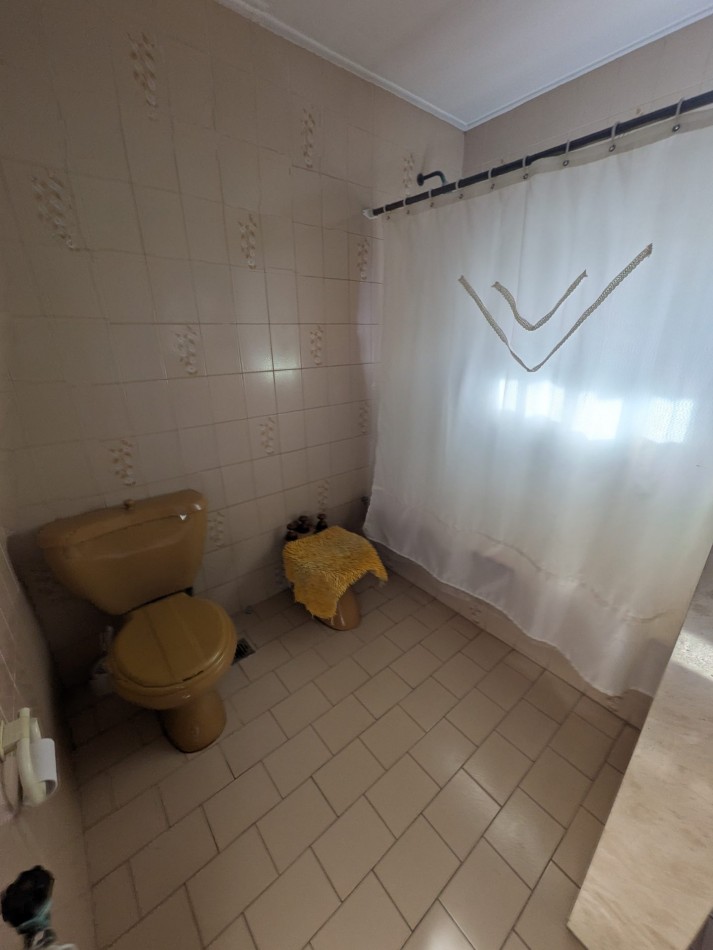 **GRAN CHALET EN VENTA EN SAN CARLOS**