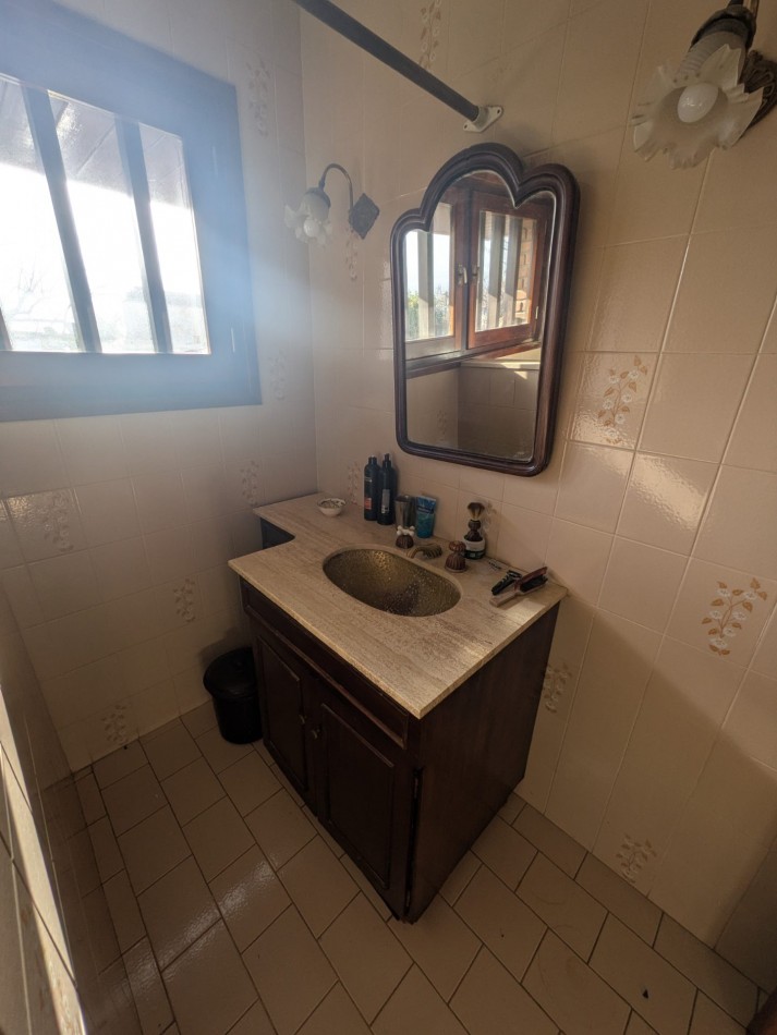 **GRAN CHALET EN VENTA EN SAN CARLOS**