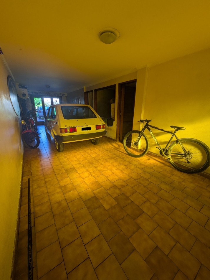 **GRAN CHALET EN VENTA EN SAN CARLOS**