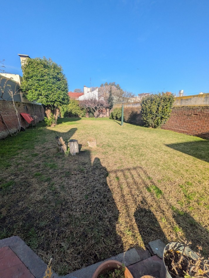 **GRAN CHALET EN VENTA EN SAN CARLOS**